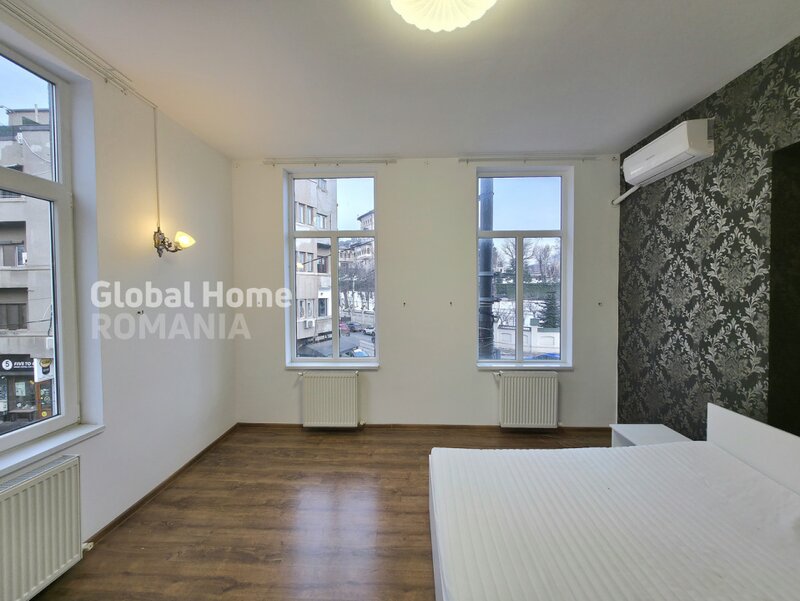 Unirii, Regina Maria, 210 mp, etaj vila, 6 camere, acces propriu.